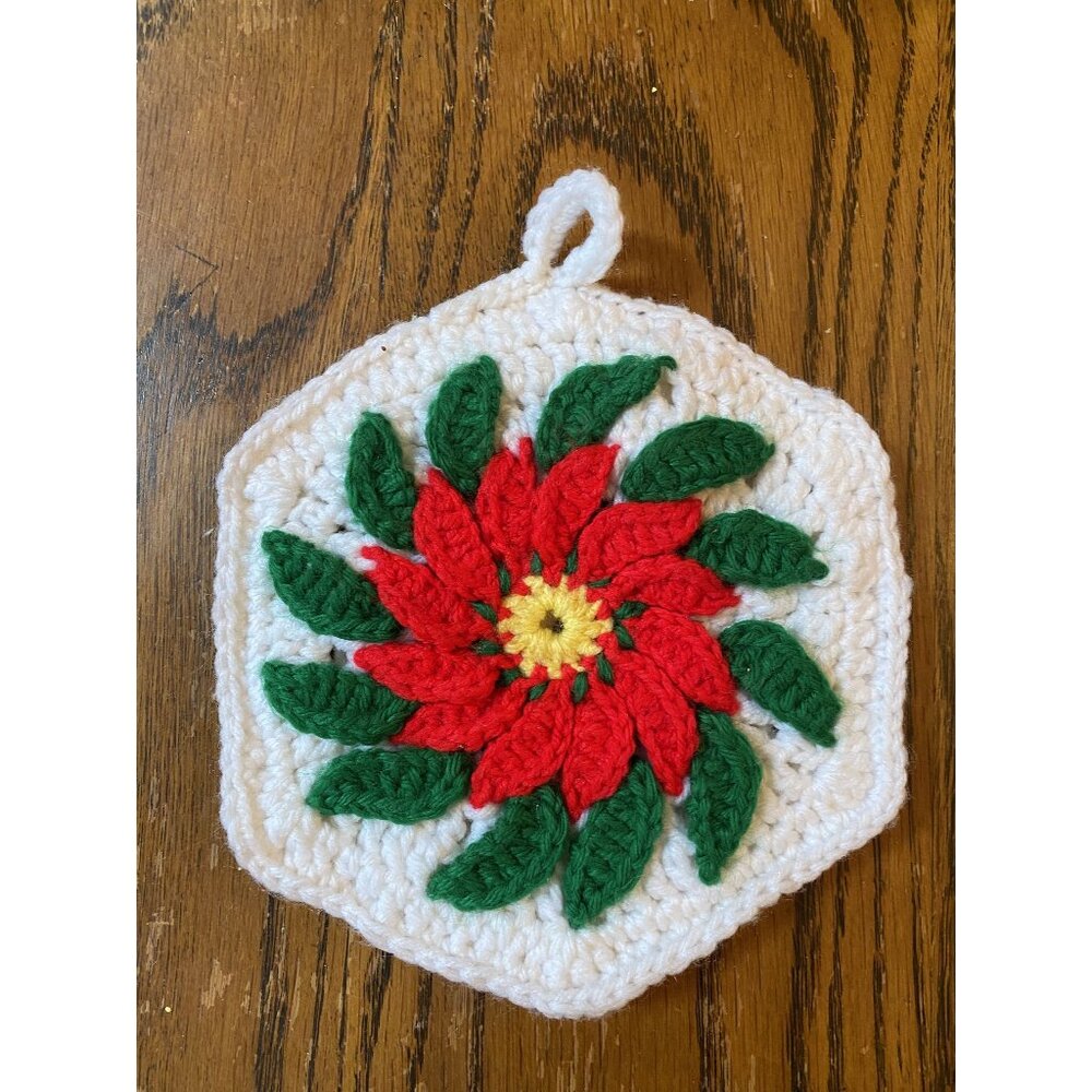 Vintage Handmade Crocheted Poinsettia Hot Pad Christmas